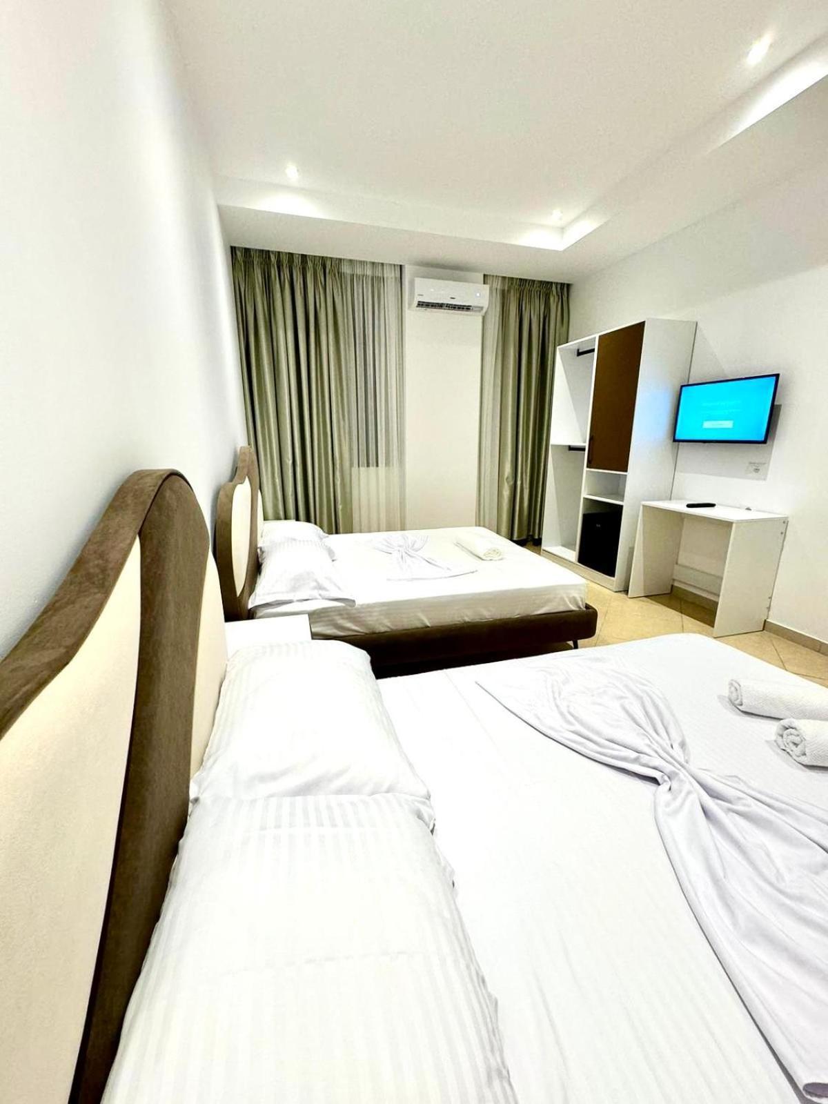 Hotel Balili Vlore Luaran gambar
