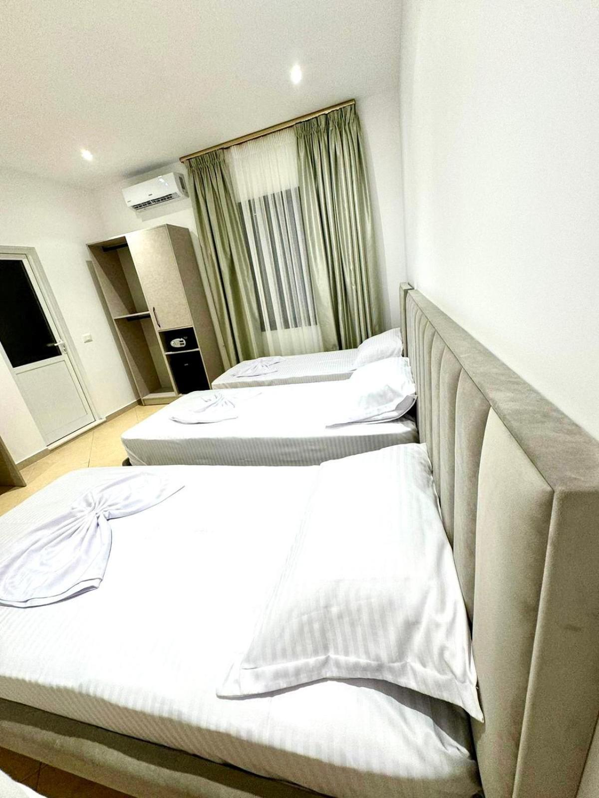 Hotel Balili Vlore Luaran gambar