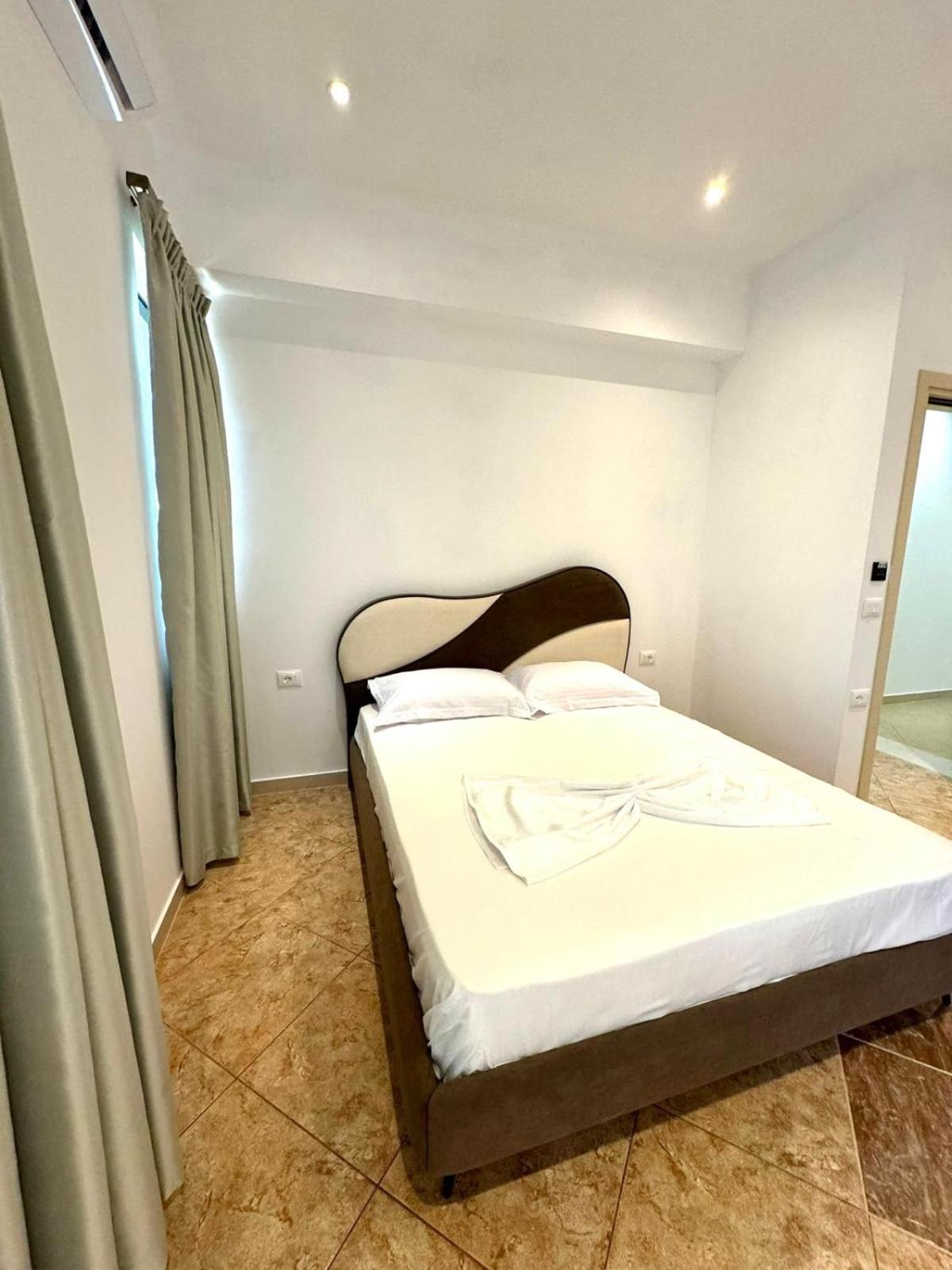 Hotel Balili Vlore Luaran gambar