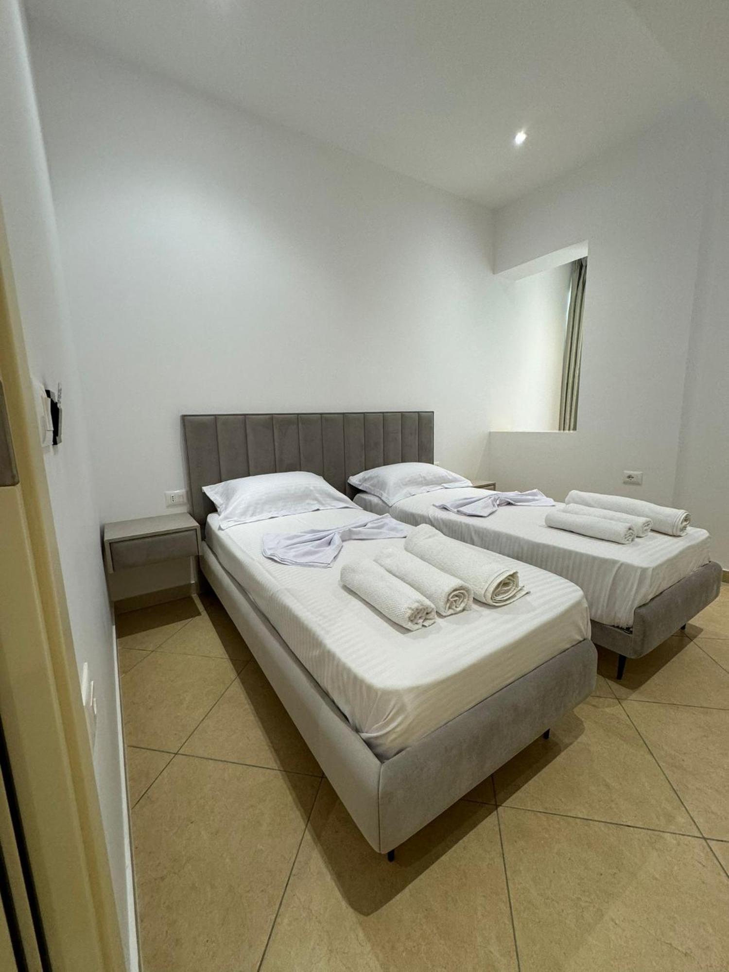 Hotel Balili Vlore Luaran gambar