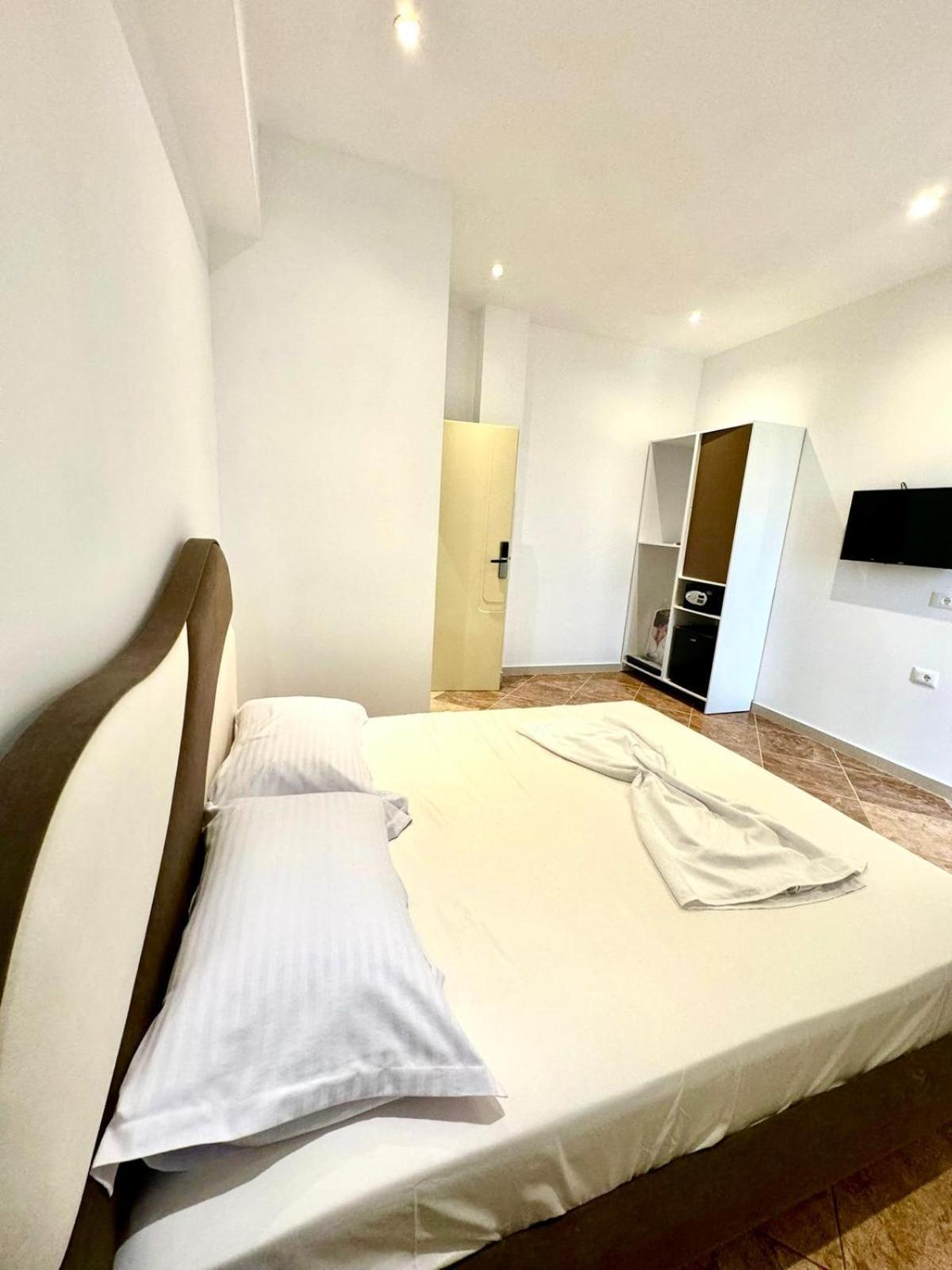 Hotel Balili Vlore Luaran gambar