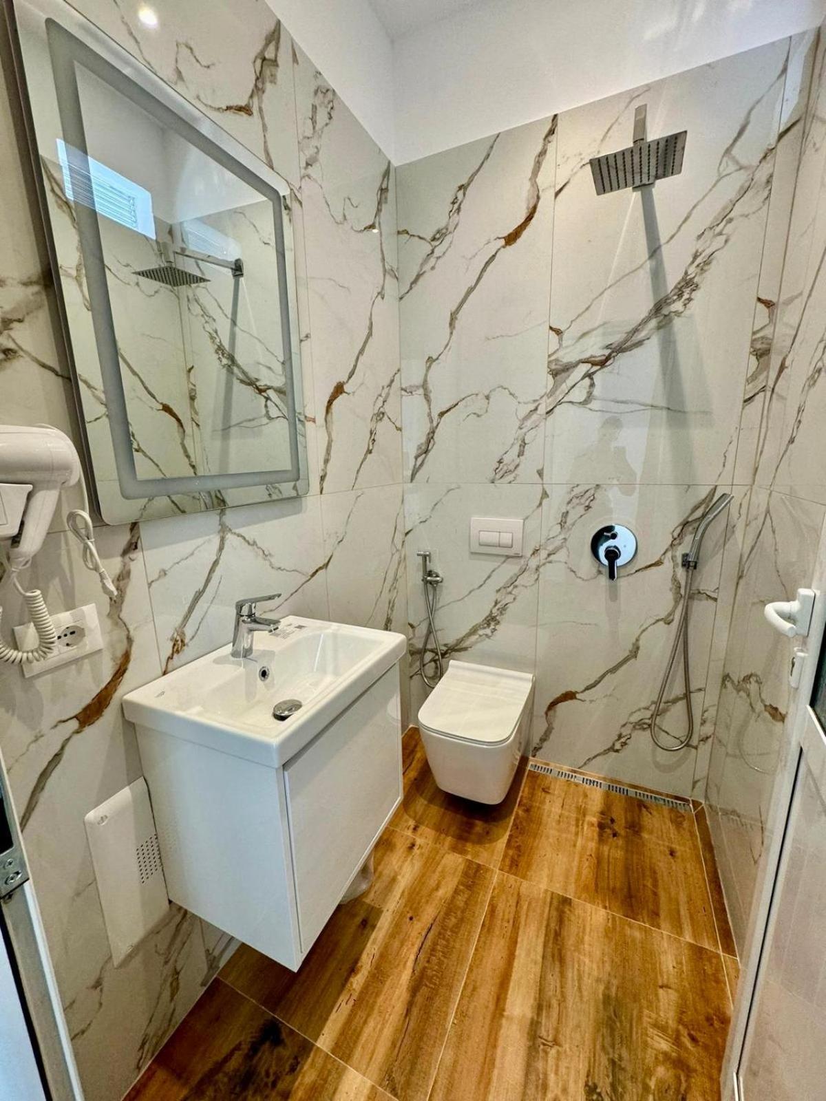 Hotel Balili Vlore Luaran gambar