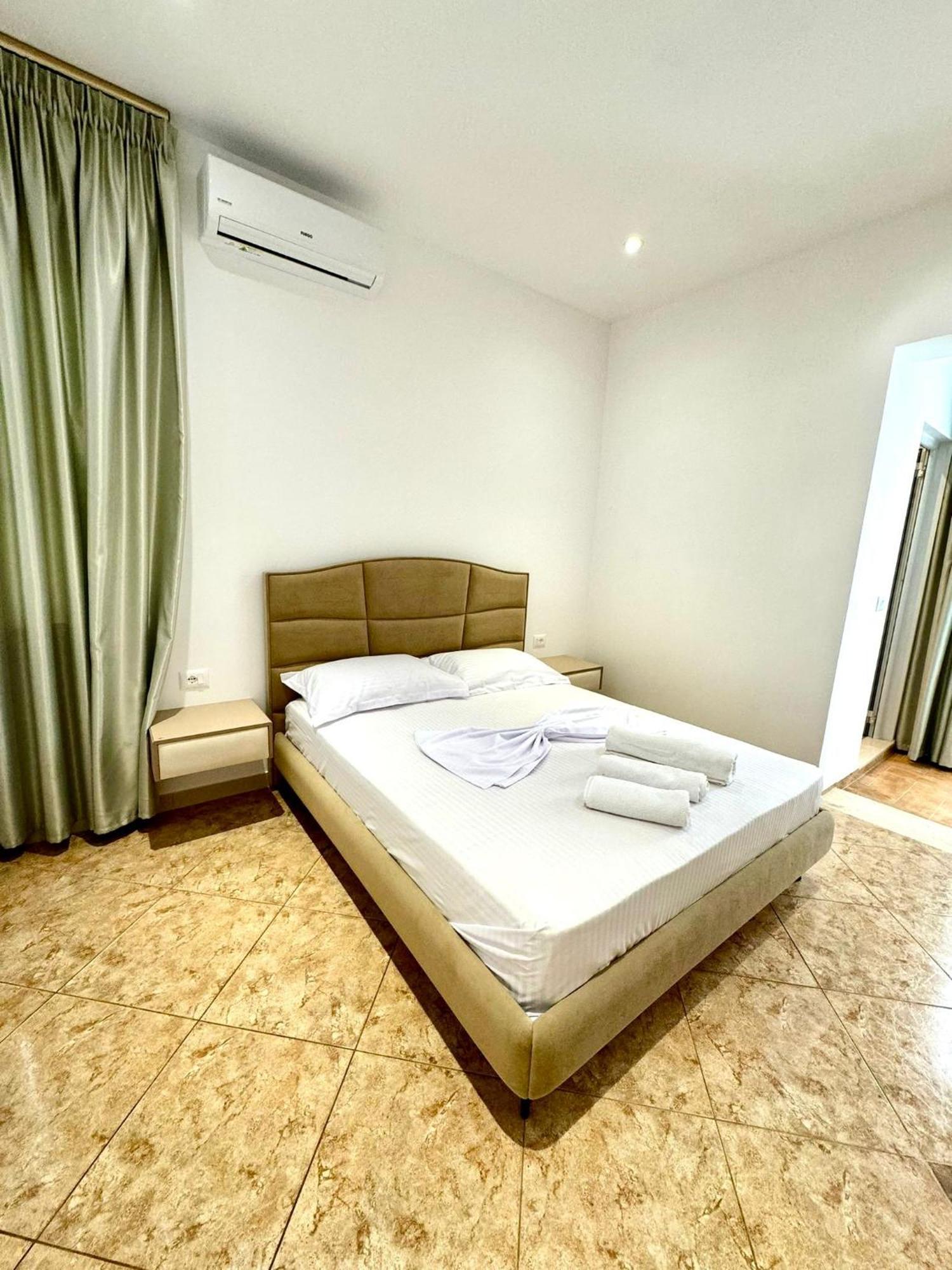 Hotel Balili Vlore Luaran gambar